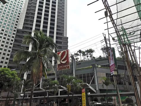 The Ultimate Mall Guide in Ortigas Center .